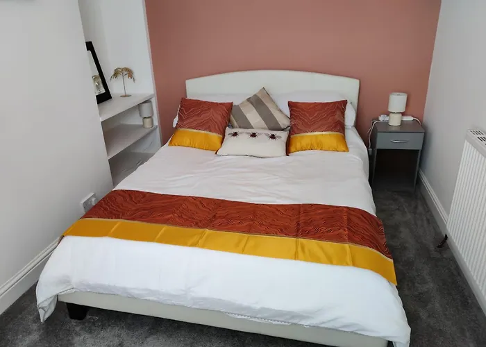 Charming Home In Beverley
